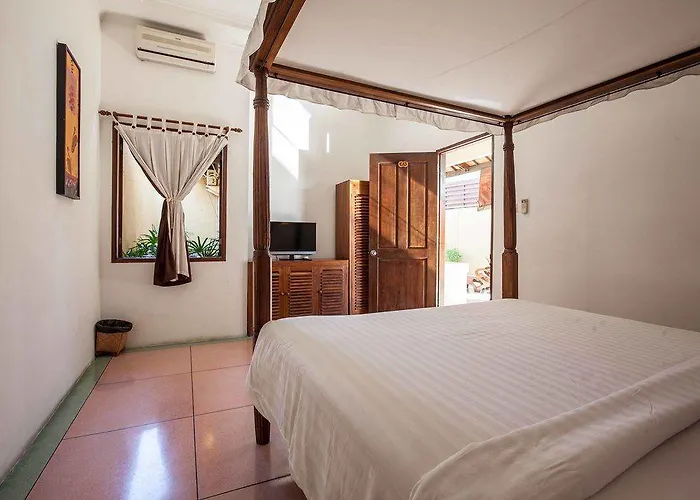 Putu Bali & Seminyak