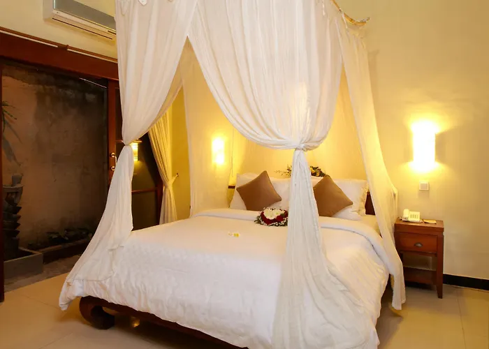 Putu Bali & 4*
