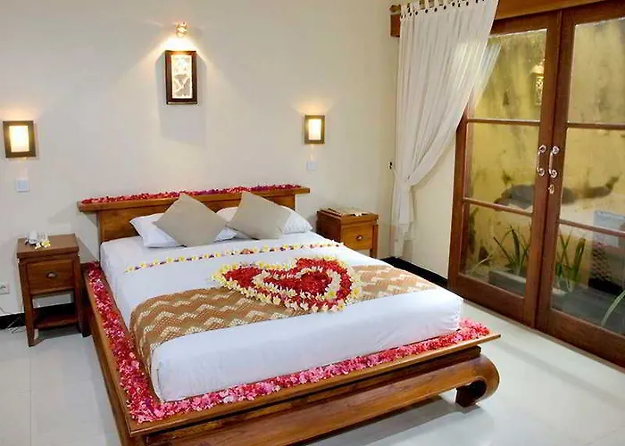 Putu Bali & 4*