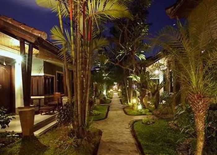 Putu Bali & Gasthuis 4*